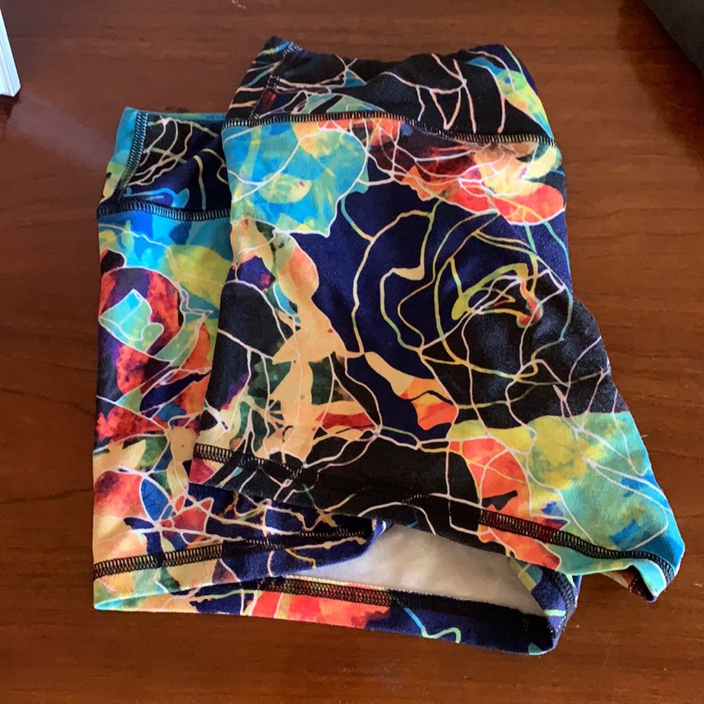 Fleo shorts large